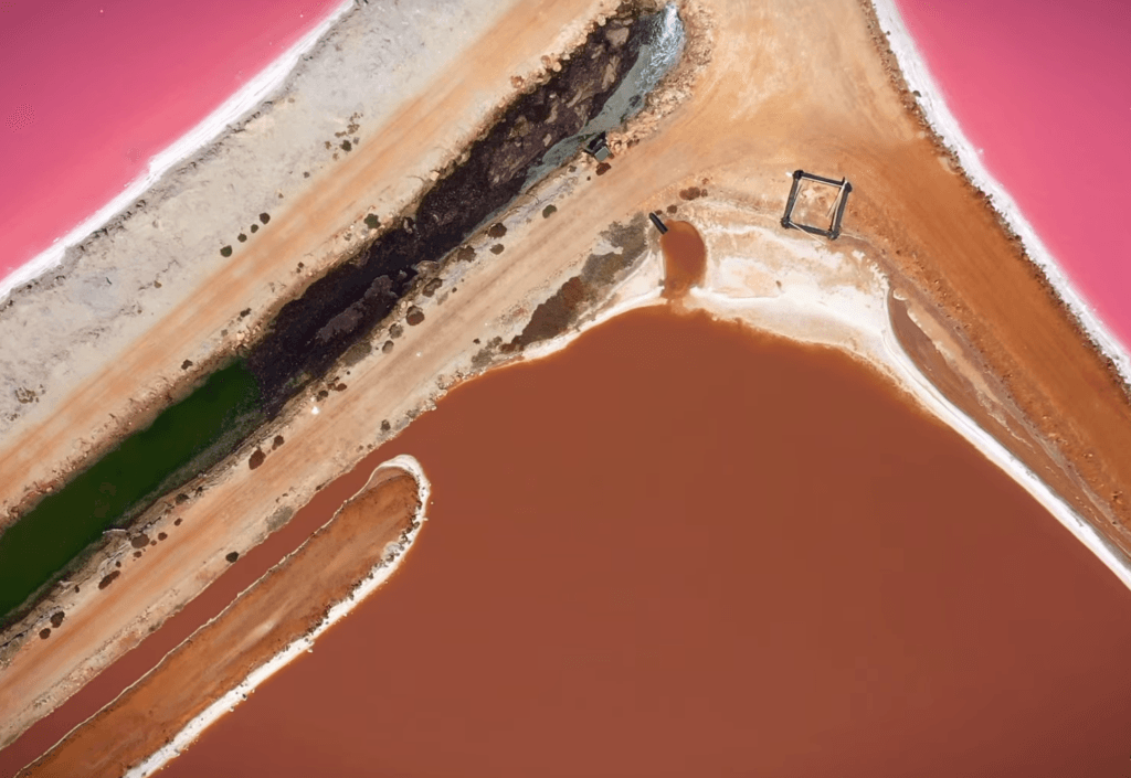 hutt lagoon and pink lake
