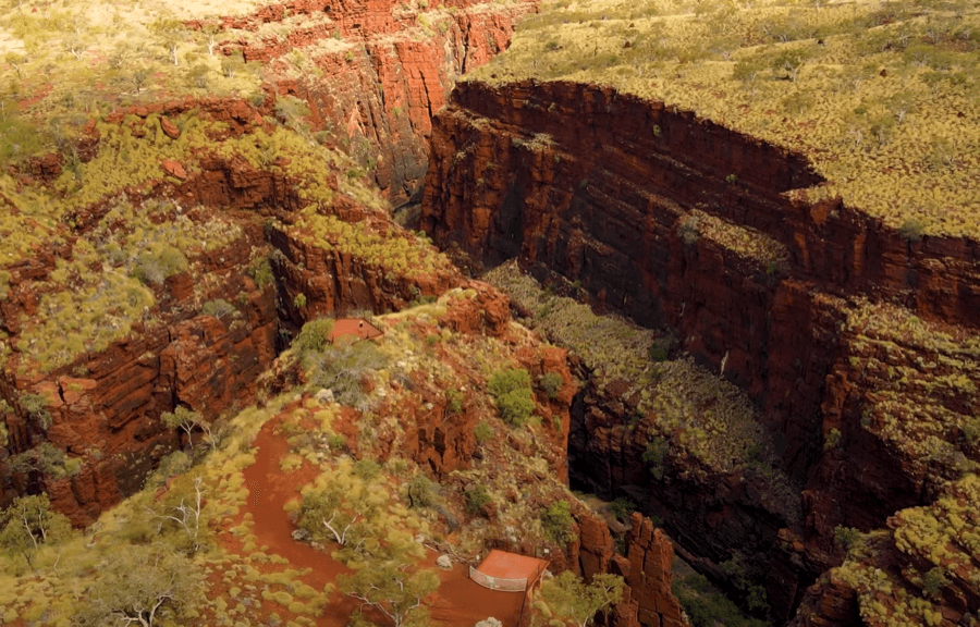a journey through the karijini