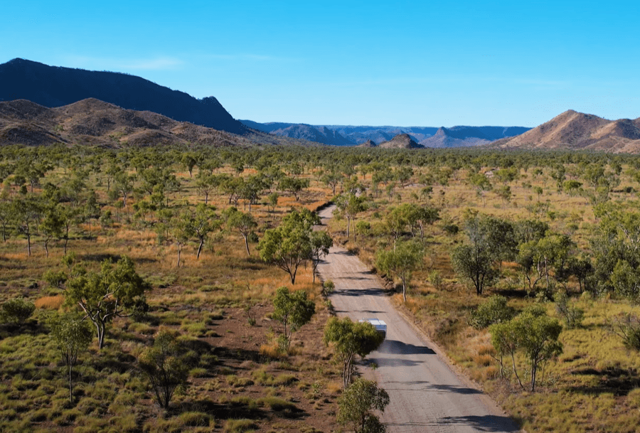 driving in the outback purnululu national park