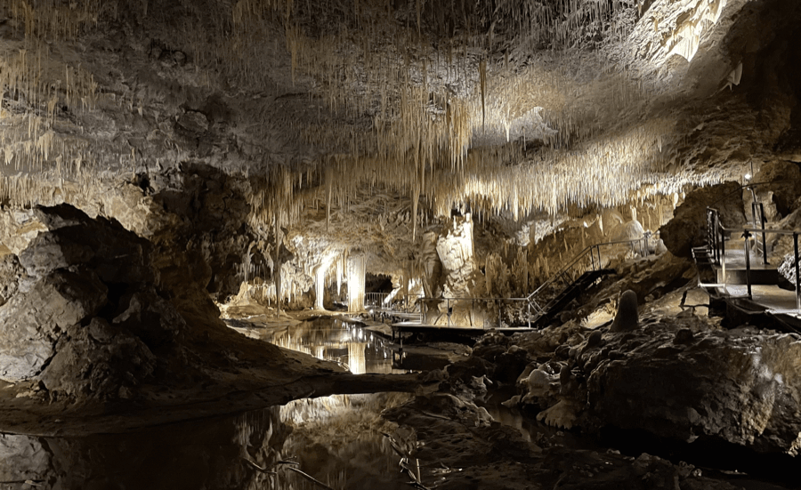 amazing underground caves to explore south wa